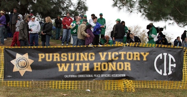 2009 CIF XC General-005.JPG - 2009 California CIF Cross Country Championships, Woodward Park, Fresno, California